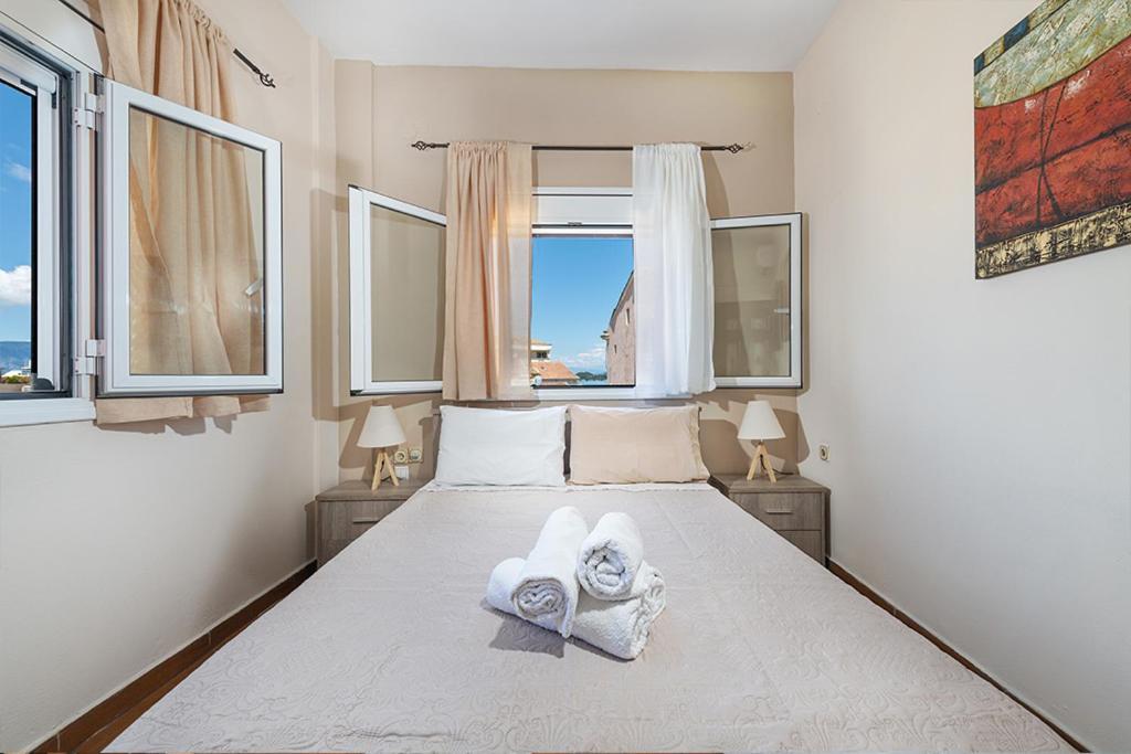 Fay'S Sea View Luxury Rooms Mantouki Zewnętrze zdjęcie